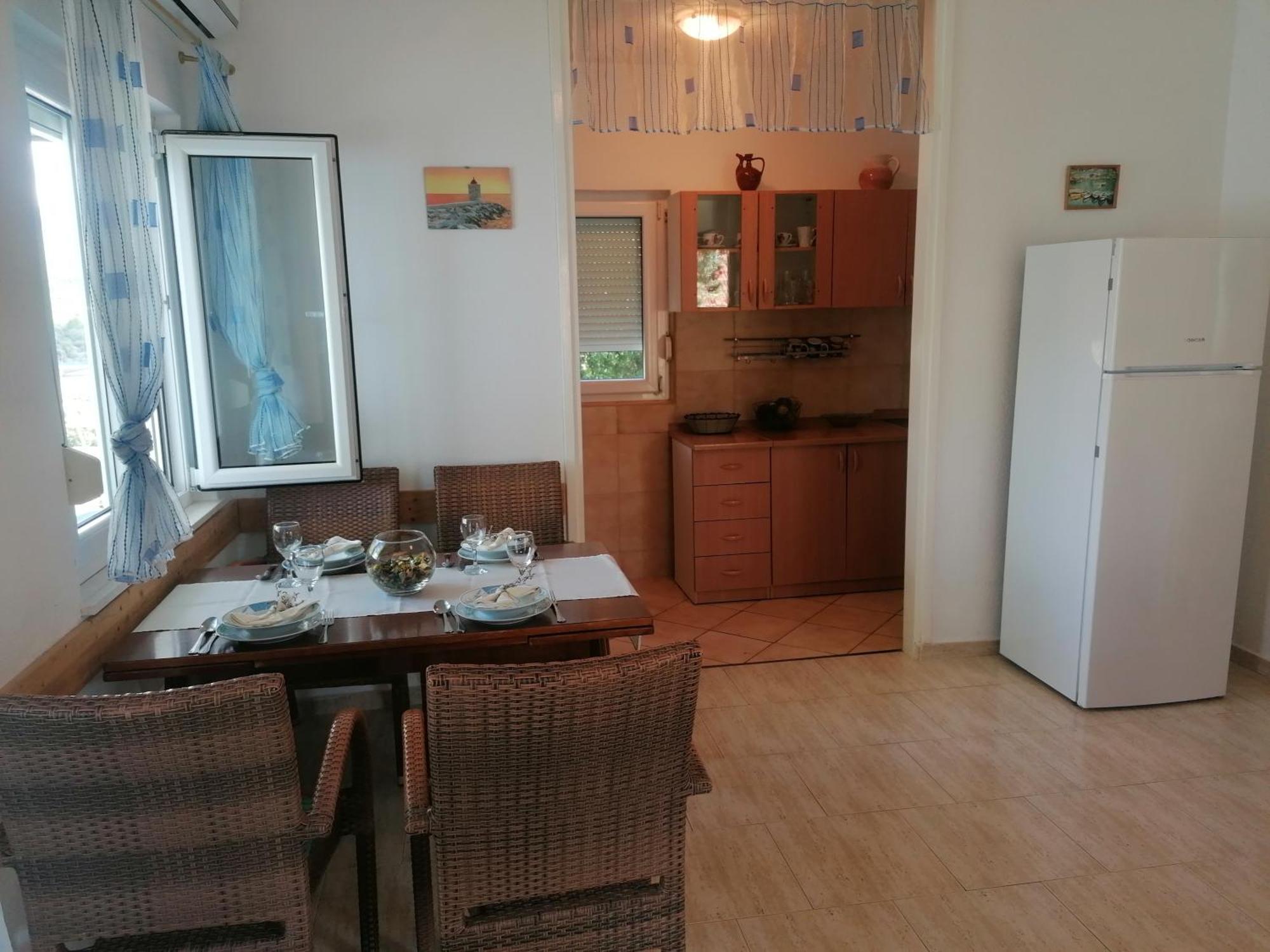 Apartman Volarevic Donji Karin Esterno foto