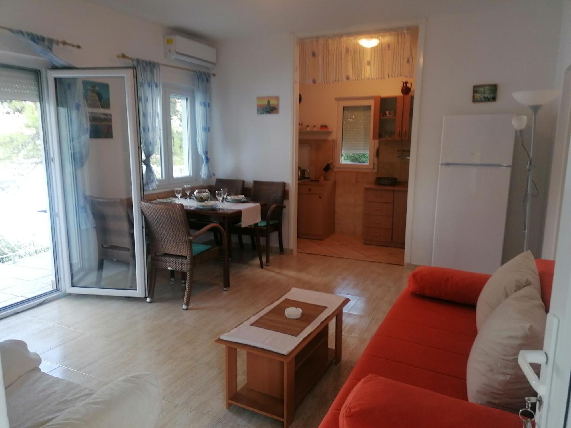 Apartman Volarevic Donji Karin Esterno foto